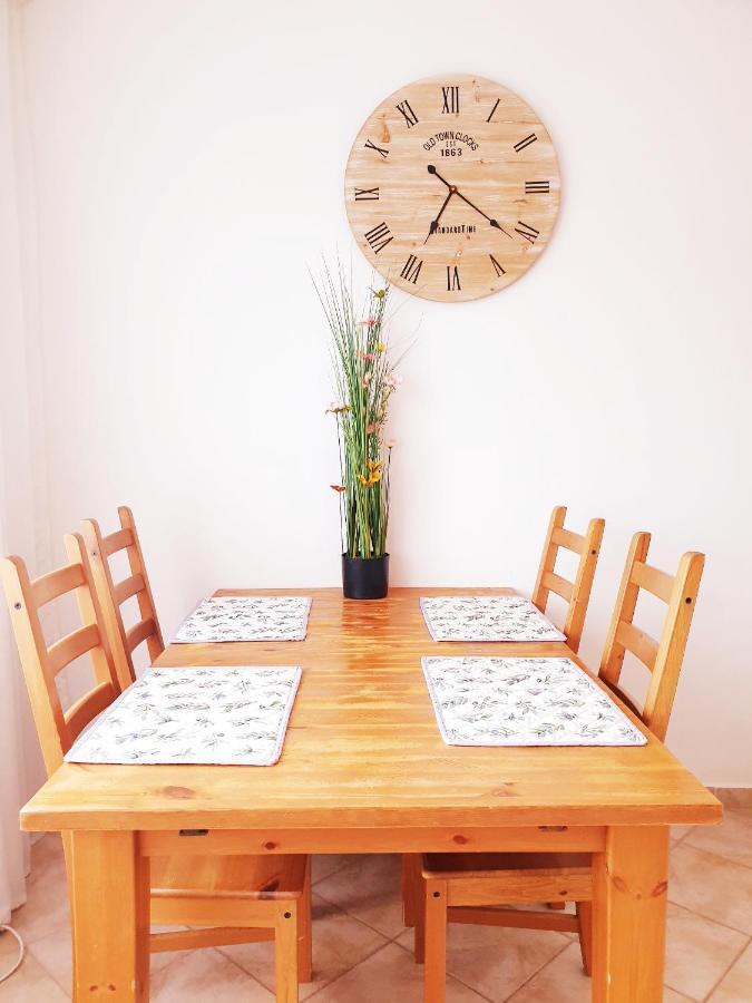 Apartman Terminal, Self Check-In 24 H, Free Parking Banska Bystrica Bagian luar foto