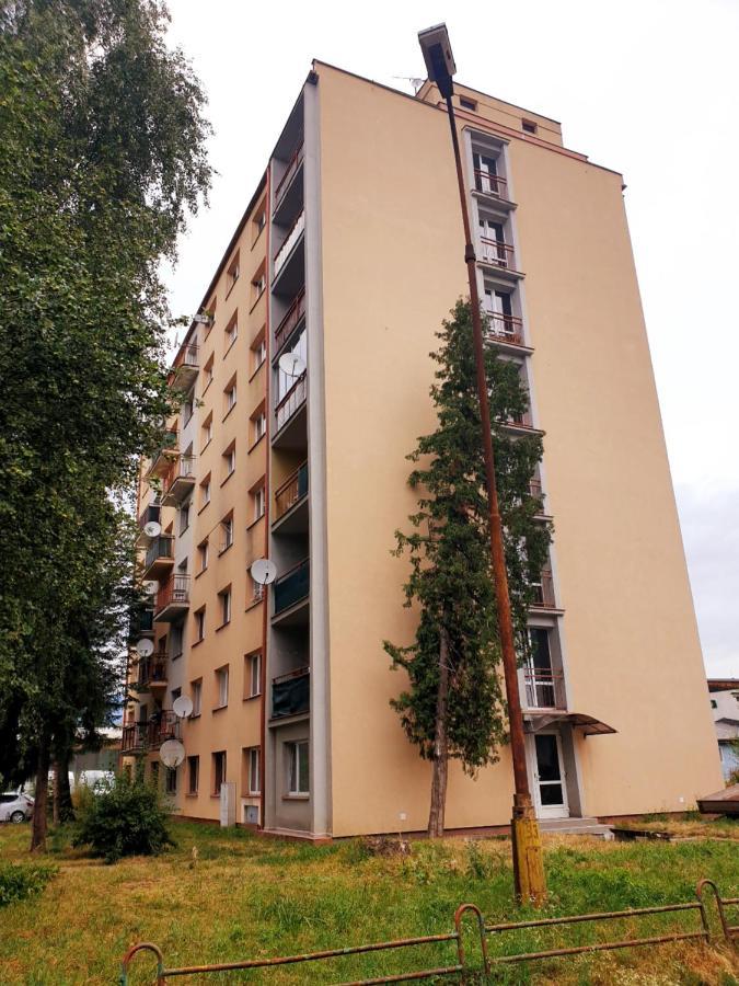Apartman Terminal, Self Check-In 24 H, Free Parking Banska Bystrica Bagian luar foto